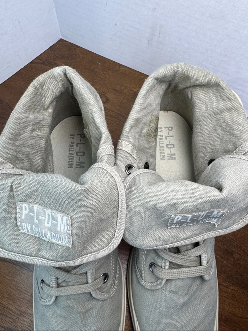 PLDM Palladium Womens Gray Canvas Fold-Over High-Top Hidden Wedge Sneakers, 40